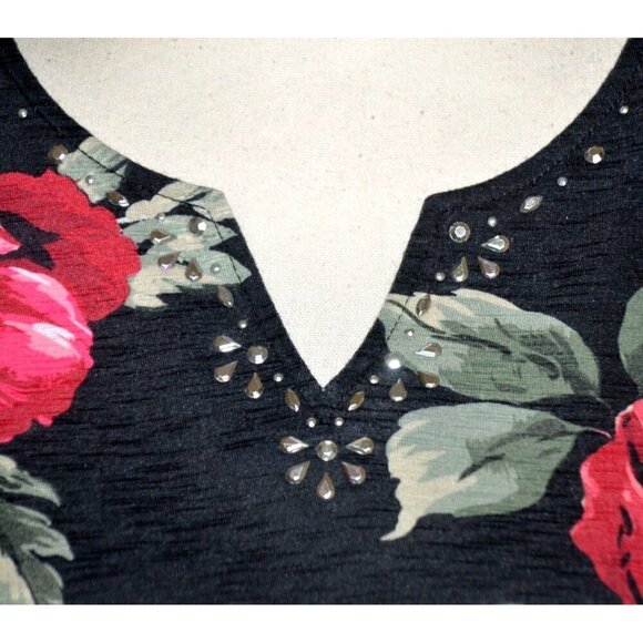 Alfred Dunner Ladies M Knit Top Tunic Black & Red Floral V-Neck Pullover Blouse - Picture 3 of 11